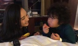 娱乐吃瓜美女主持,美女主持的瓜田传奇