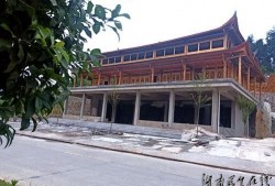 梅山湾书院最新丑闻爆料,揭秘教育界的黑暗面