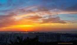 彩霞在线观看的,云端绽放的浪漫传奇